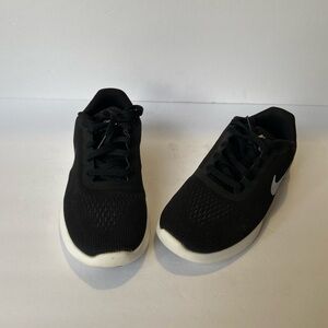 Nike Free Run Black and White Kids' Sneakers Size 2